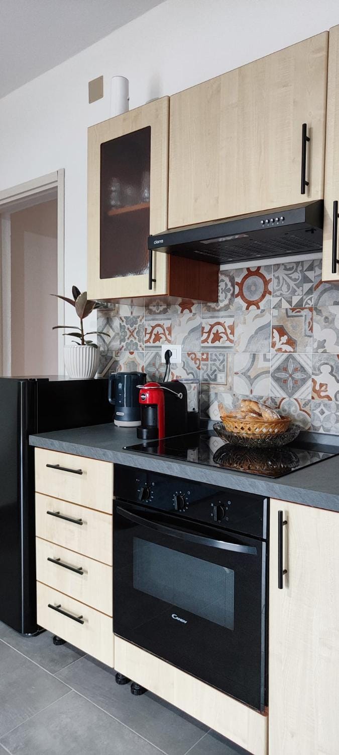 Kitchen or kitchenette, stove