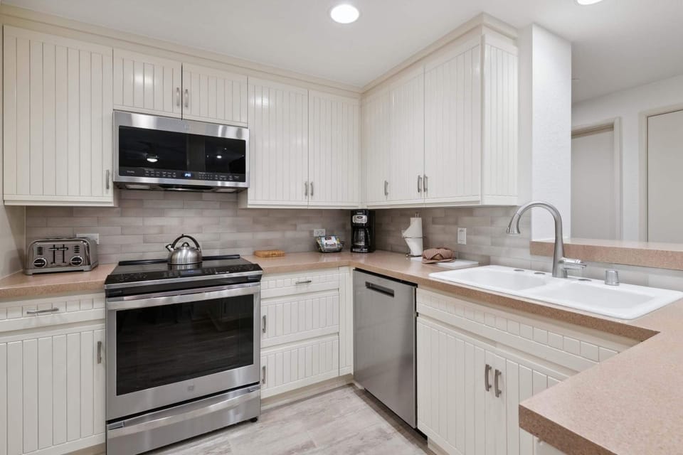 The Charter at Beaver Creek C250 Apartment in Beaver Creek