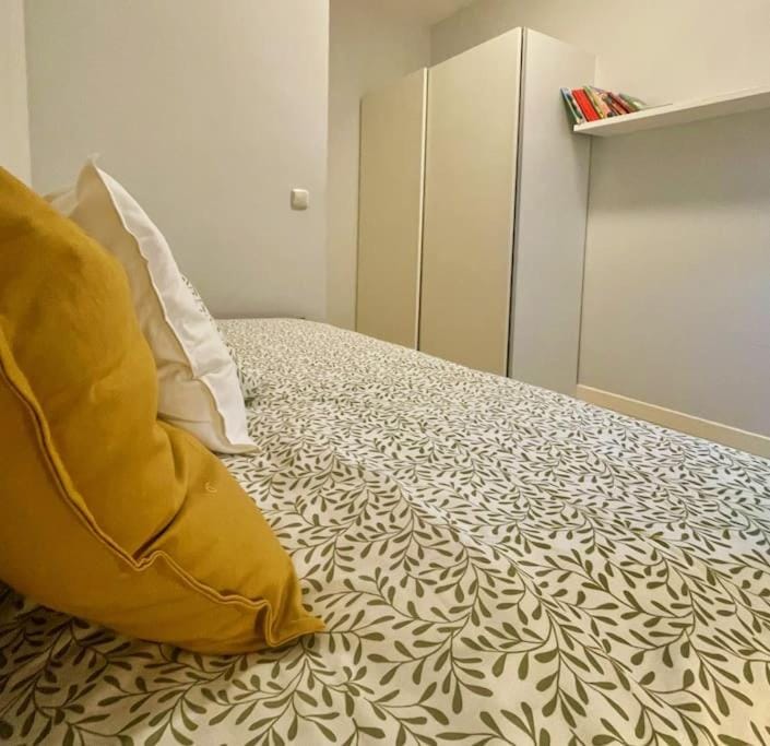 Bed, Bedroom, wardrobe