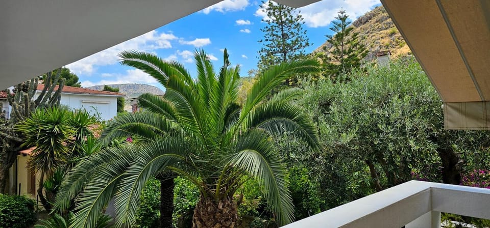 Garden, Balcony/Terrace