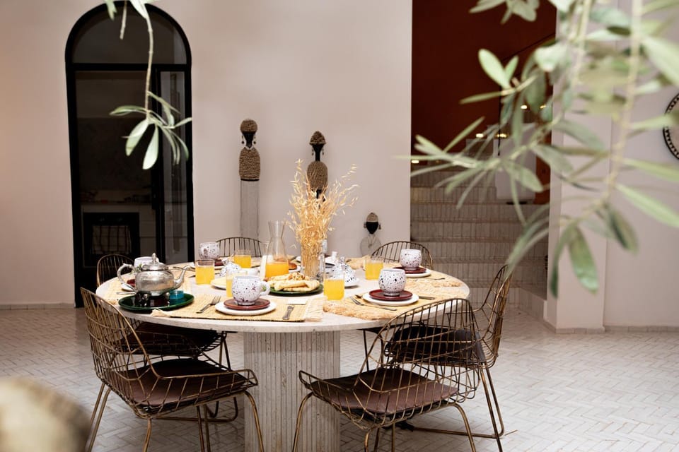 Riad Jarco Marrakech, cœur Medina, Rooftop, bassin , Proche Place Jemaa el fna Villa in Marrakesh