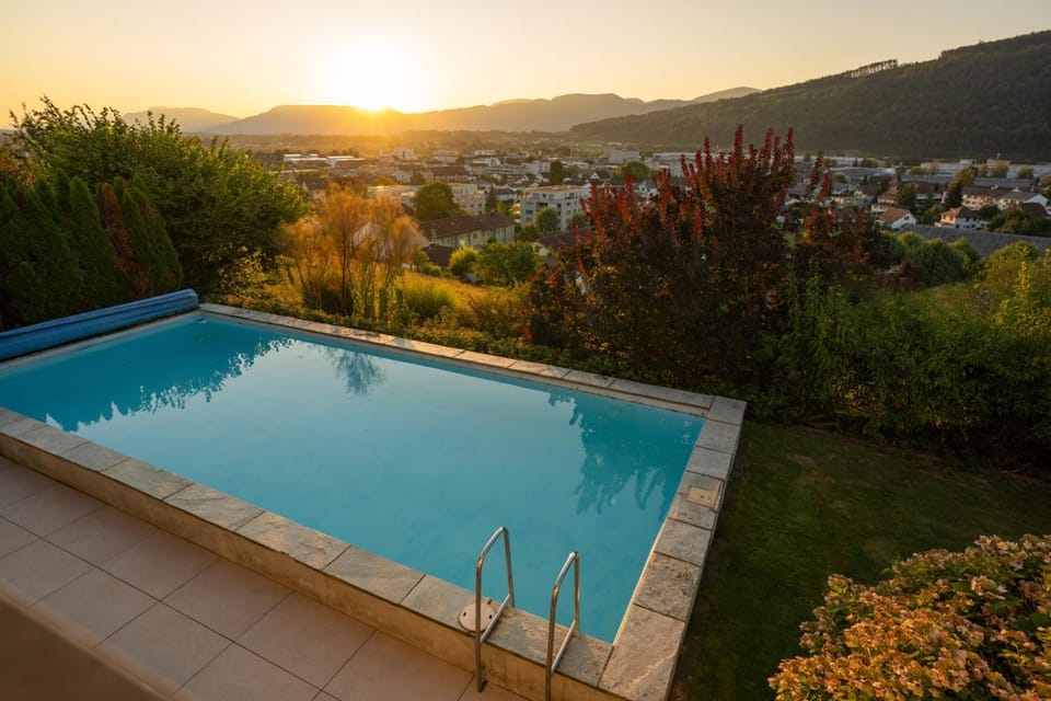 Pool view, Swimming pool