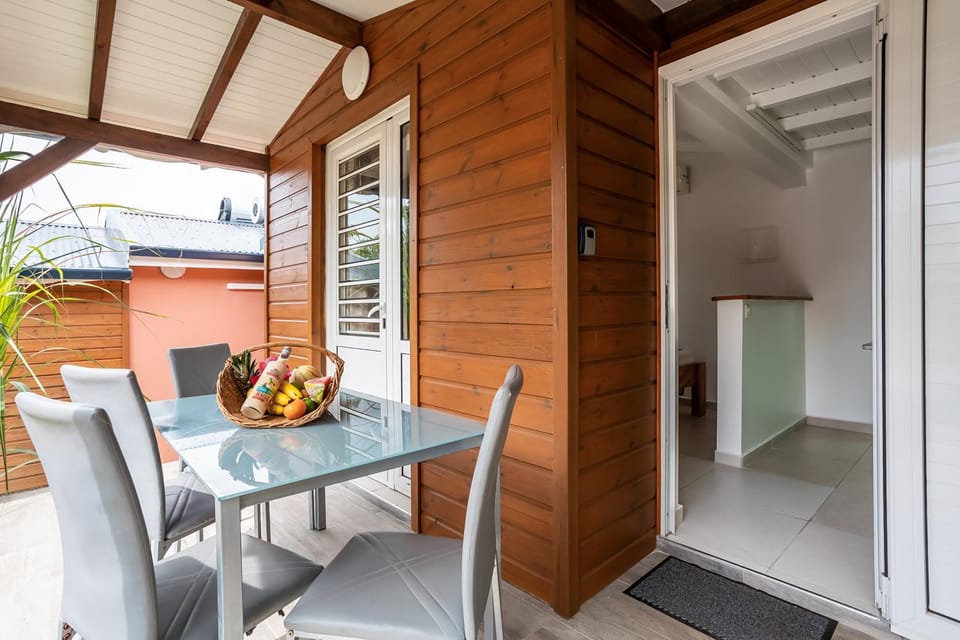 Patio, Balcony/Terrace, Kitchen or kitchenette, Seating area, Dining area