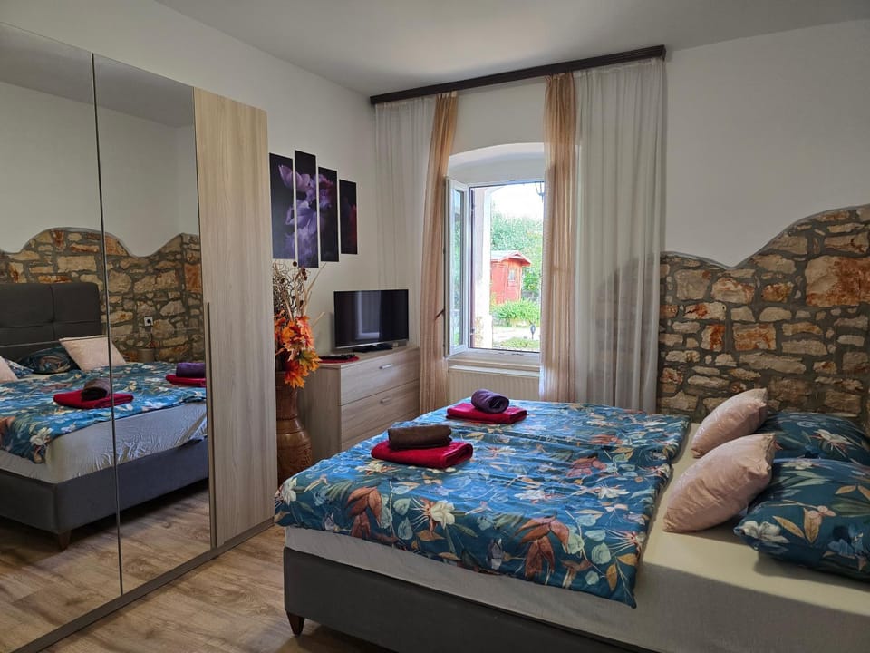 Dinka Apartment in Istria County