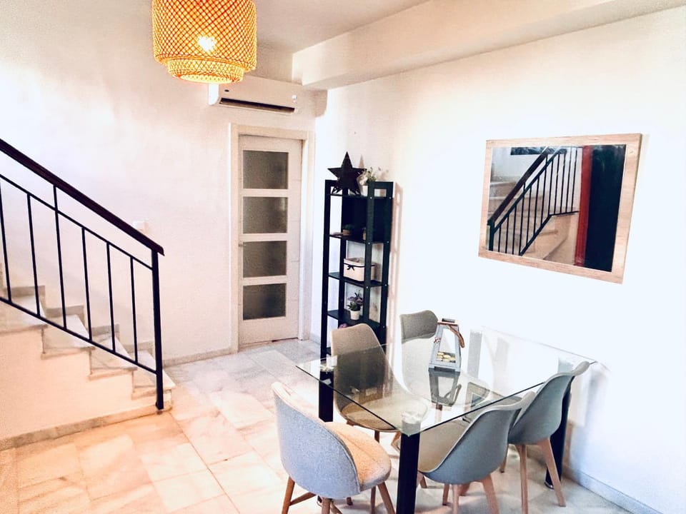 Los patios de San Lorenzo con parking House in Cordoba