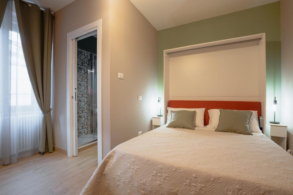 Bathroom, Bedroom