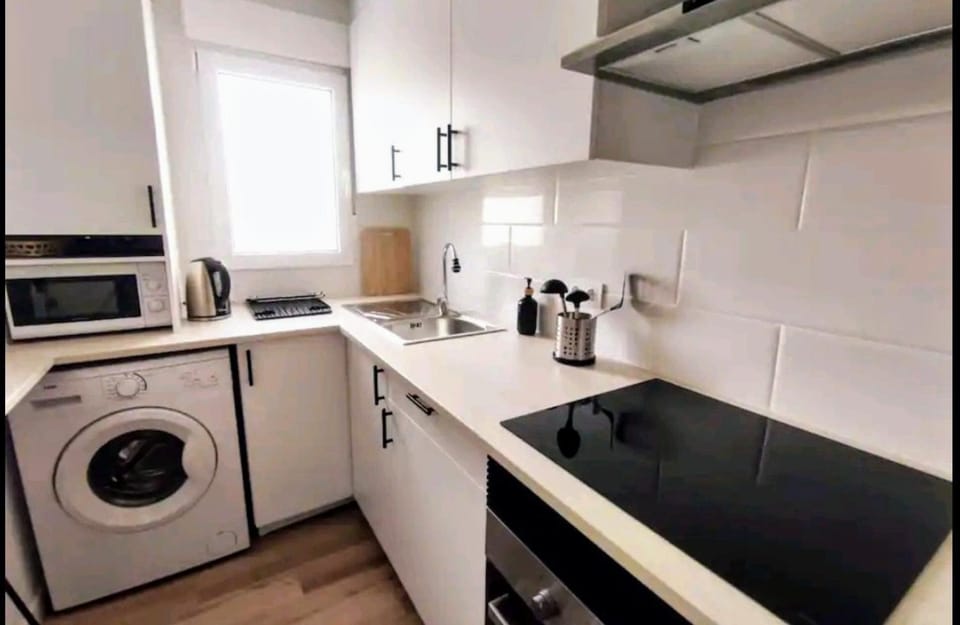 Kitchen or kitchenette, kitchen