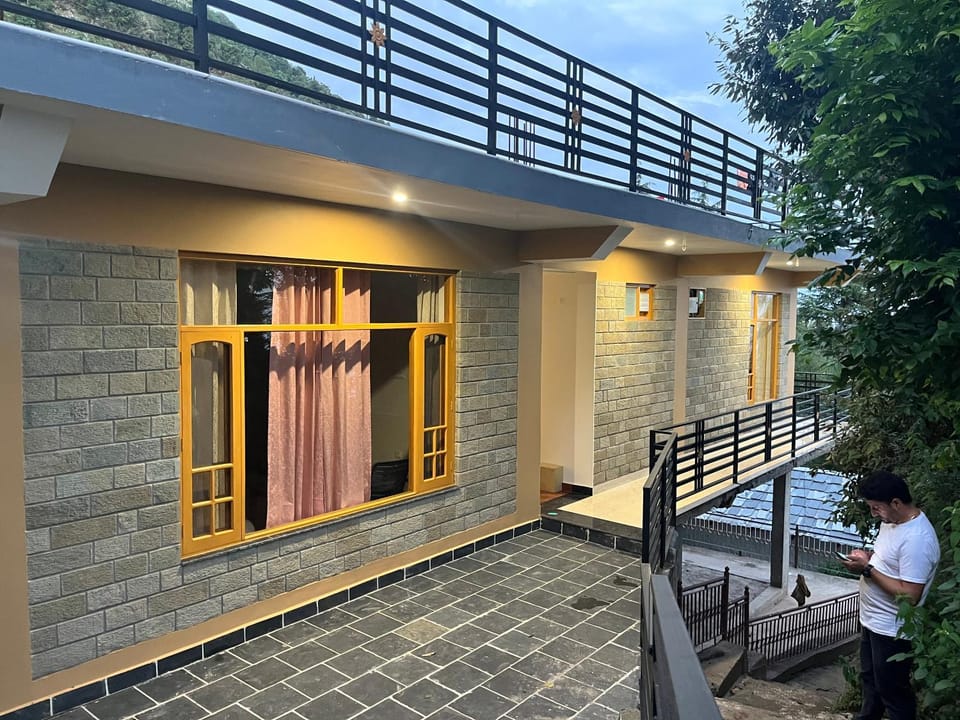 Property building, View (from property/room), Balcony/Terrace