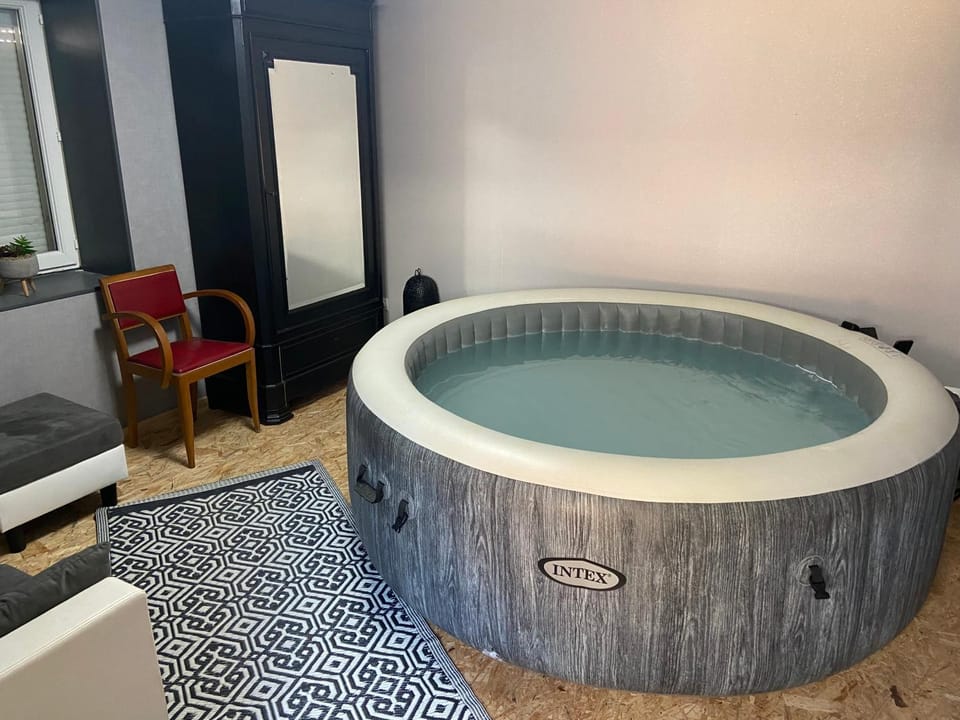 Hot Tub