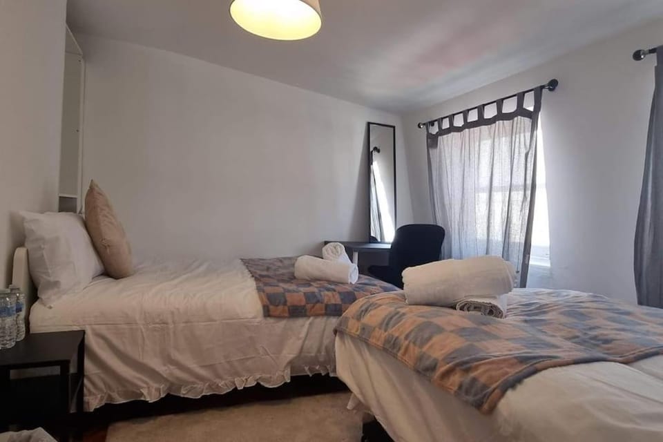 King's Cross Road Private Rooms Bed and Breakfast in London Borough of Islington