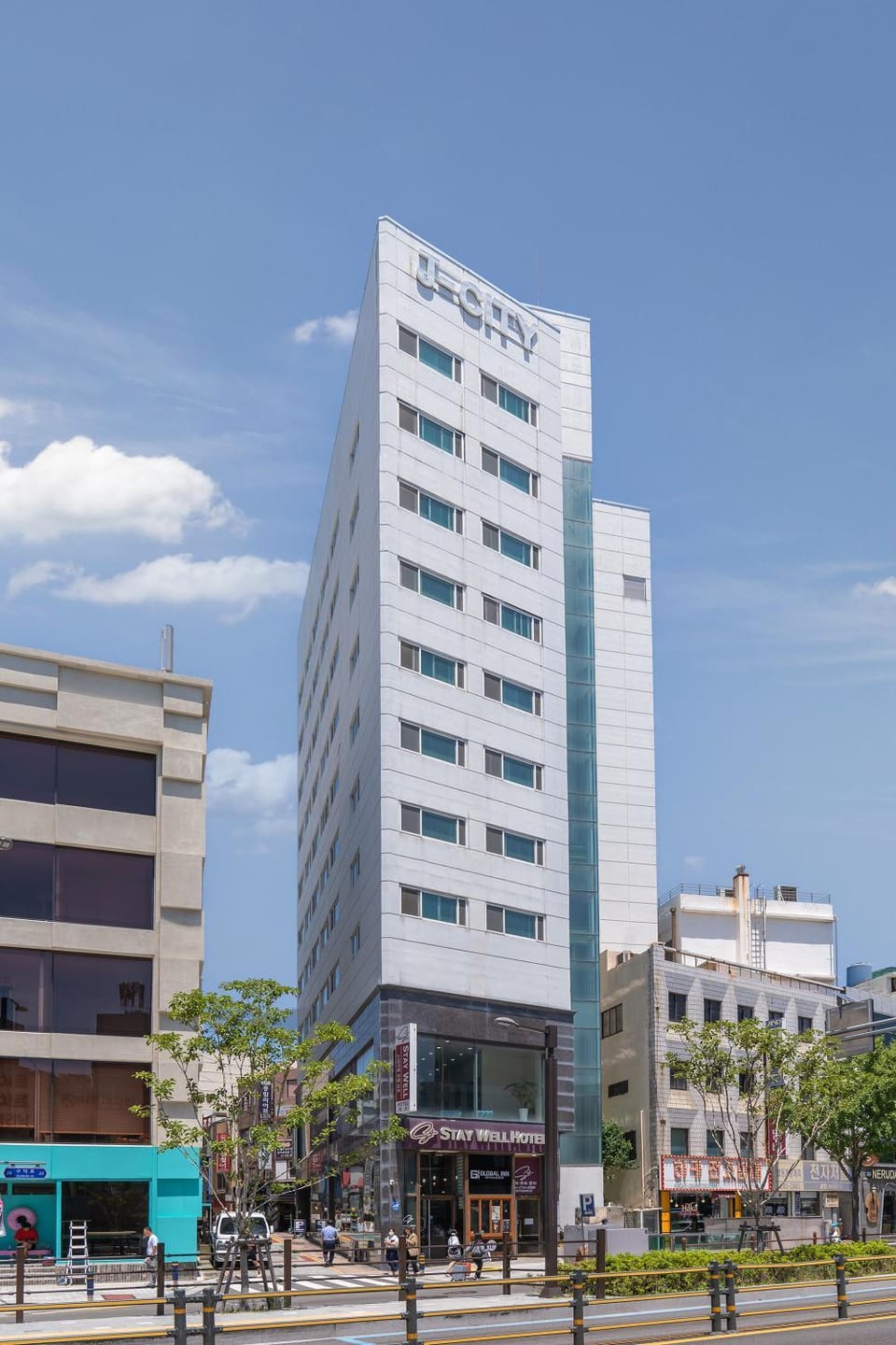 Property building, Day, City view