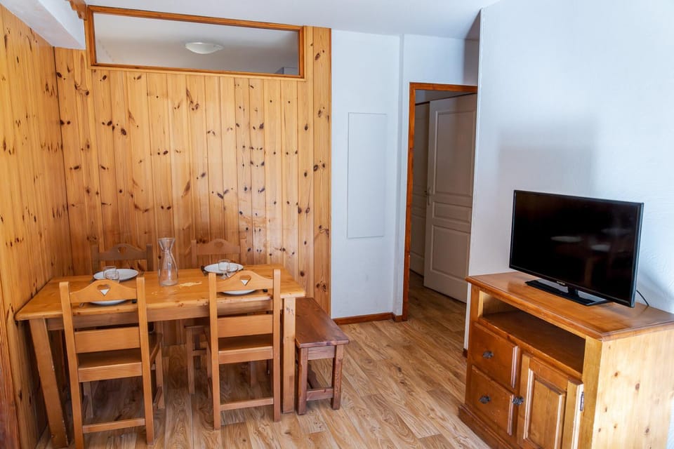 Résidence Les Hauts De Preclaux - Logement 6 personnes avec vue sur les pistes MAE-0931 Apartment in Provence-Alpes-Côte d'Azur