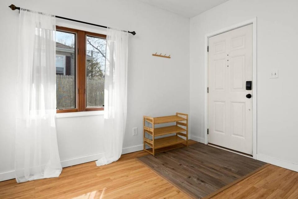 Heights Records - a trendy 2BD House in Peoria