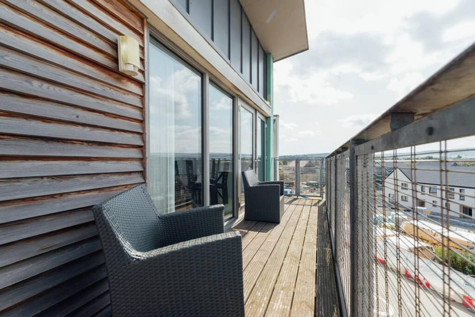 View (from property/room), Balcony/Terrace, Seating area