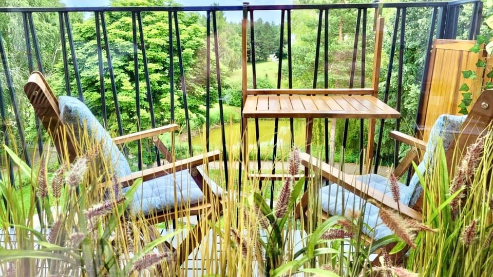 Spring, Day, Garden, View (from property/room), Balcony/Terrace, Garden view
