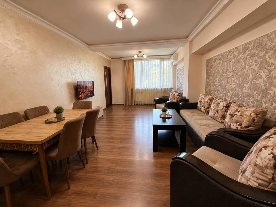 Koghbatsi 3A TopHouse Apartment in Yerevan