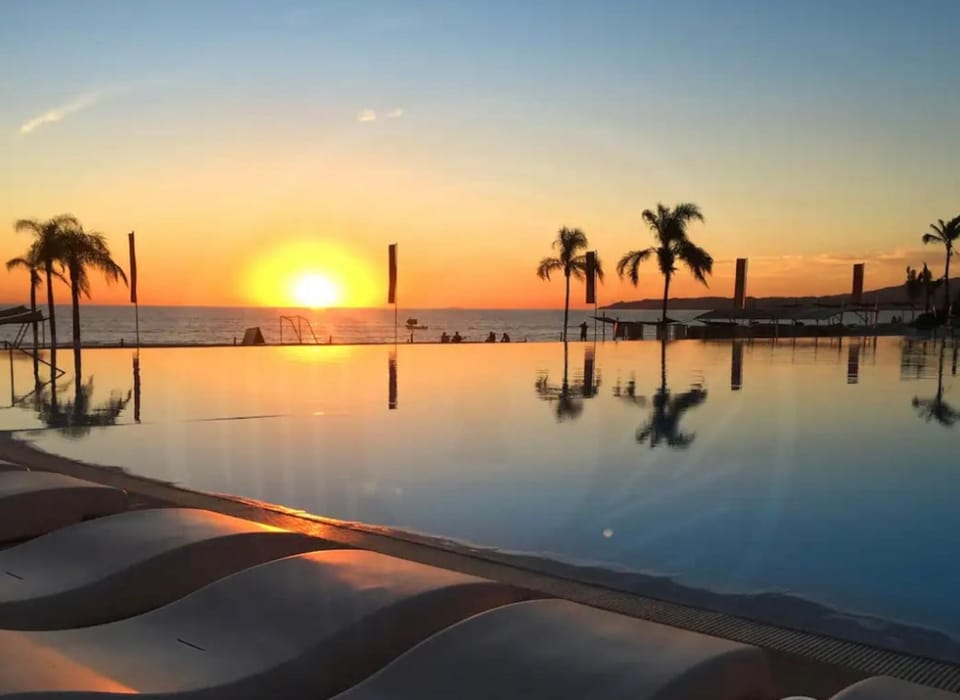 Beach, Swimming pool