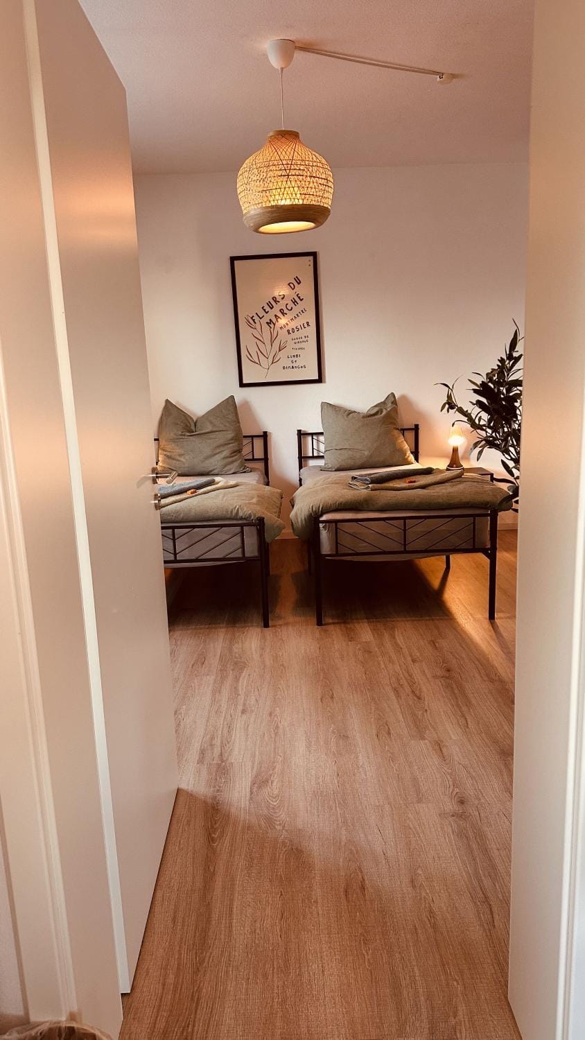 Photo of the whole room, Bedroom