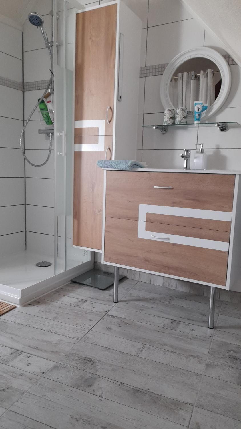 Shower, Bathroom