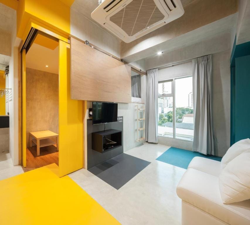 BOB Hostel सुख सदन ひだまり庵 파란달여관 Apartment in Bangkok