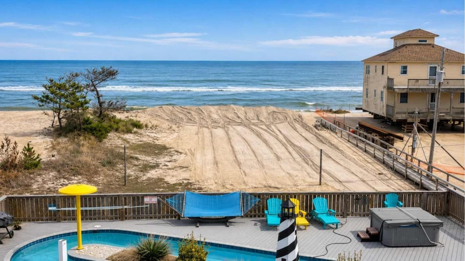 Rio Rodanthe Lazy River Kiddie Pool Oceanfront Elevator House in Outer Banks