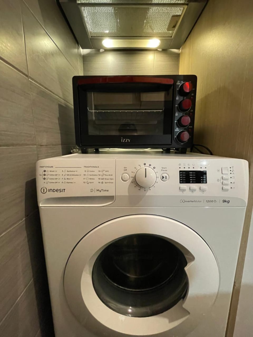 Traveller's Choice Center Apartment in Athens