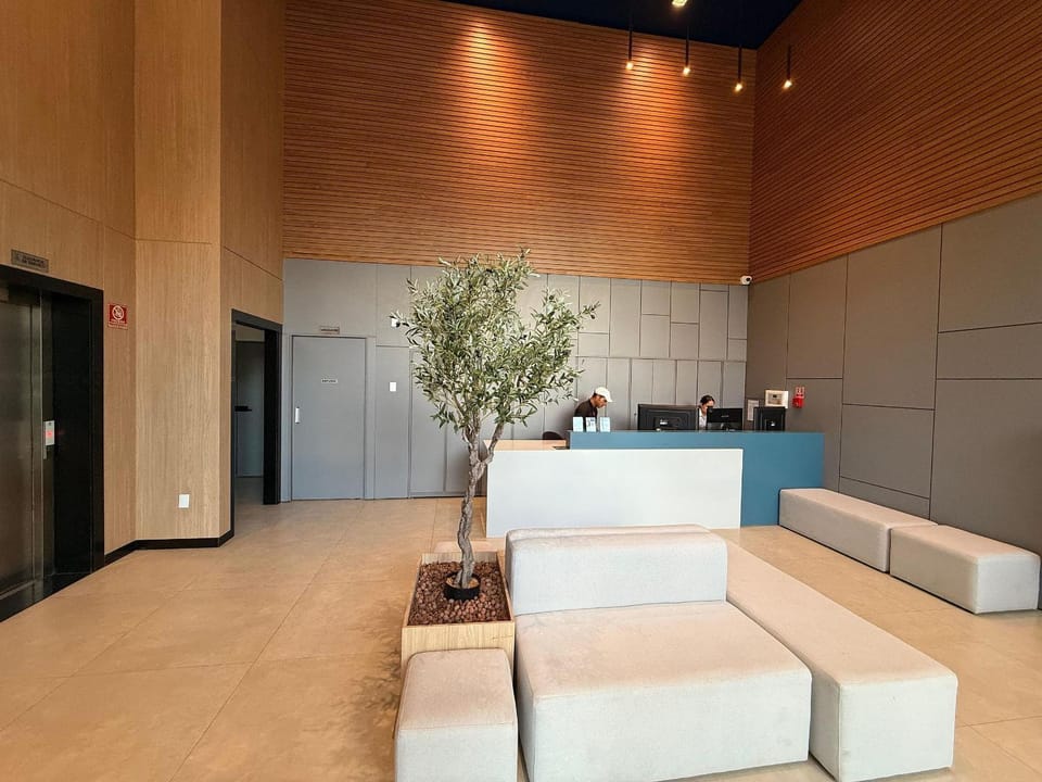 Lobby or reception, Lobby or reception