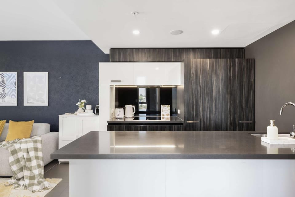 Elegant 2BR Haven in the Trendy Fortitude Valley Apartment in Brisbane