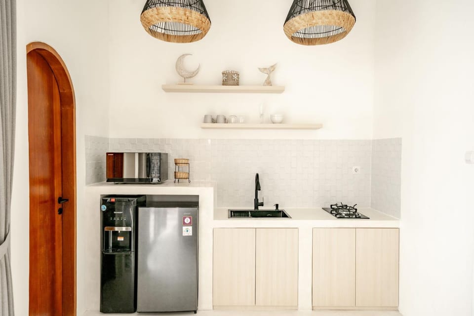 Kitchen or kitchenette, stove