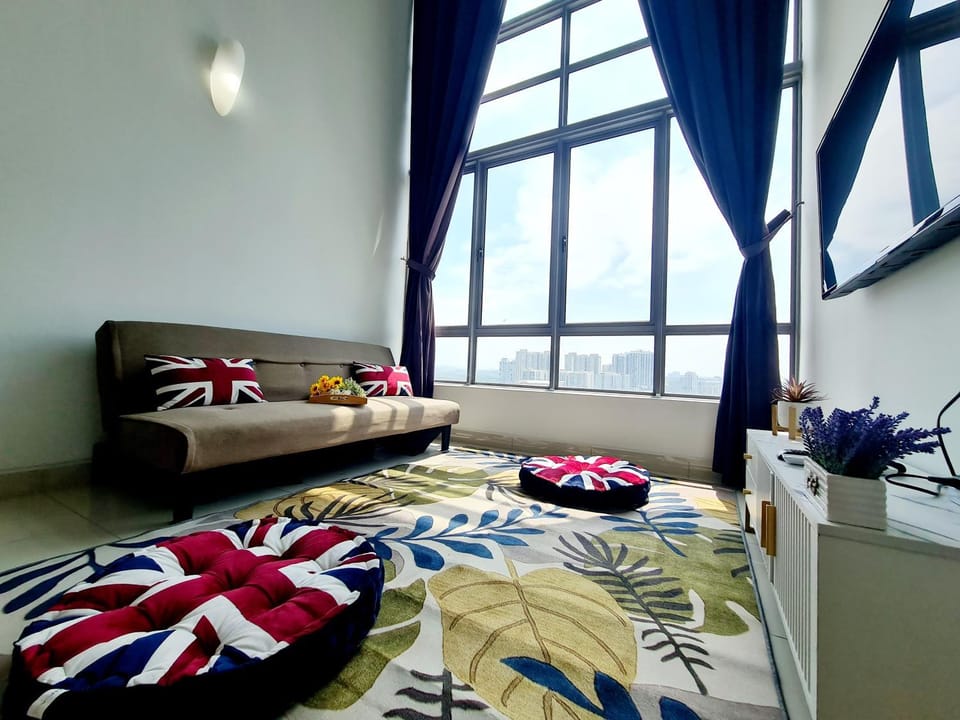 Bed, Living room, Seating area