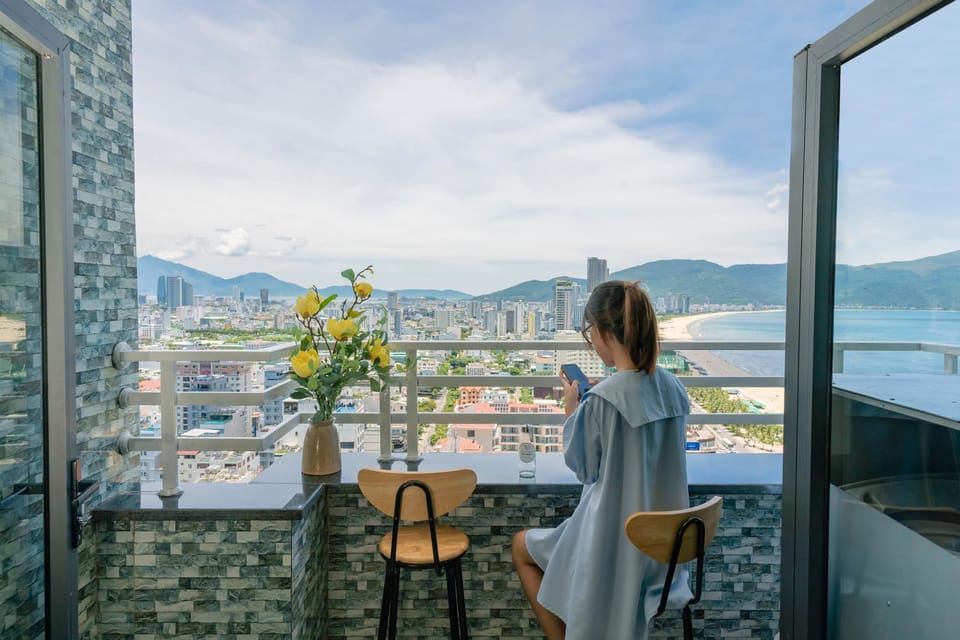 Day, People, Natural landscape, View (from property/room), Balcony/Terrace, Mountain view, Sea view