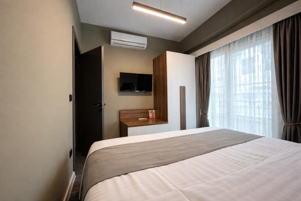 TV and multimedia, Bedroom, air conditioner
