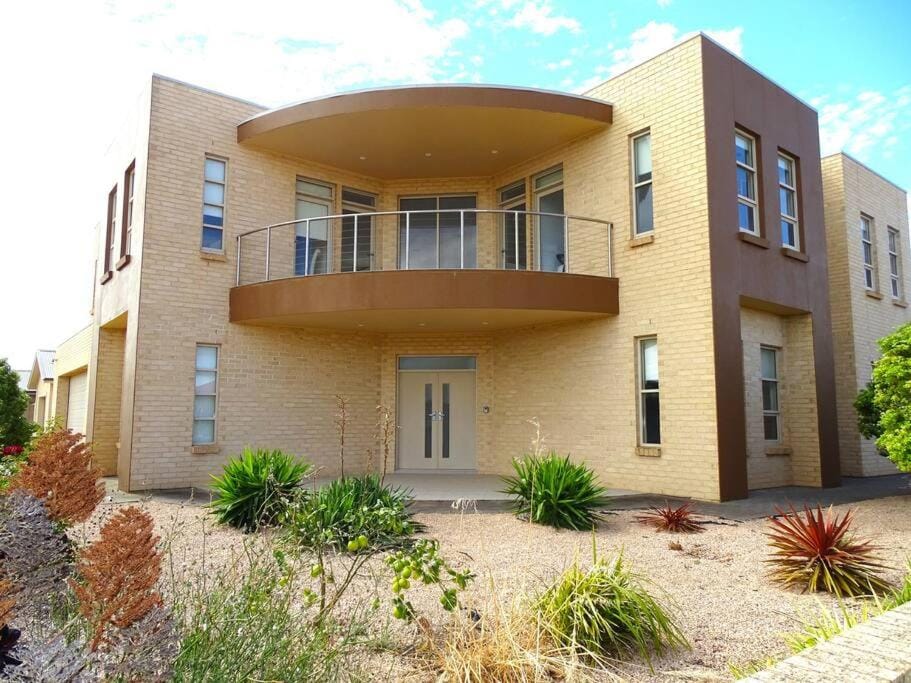 Kinroc House House in Moonta Bay