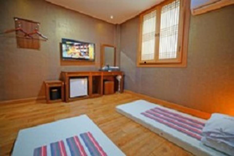 Gamyoungroo Hanok Hotel Hotel in South Korea