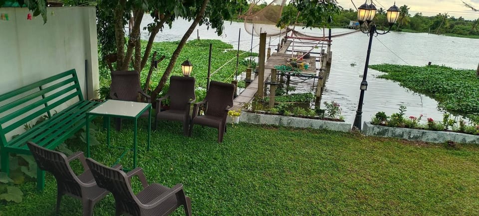 Antonio's River View Villa in Kochi