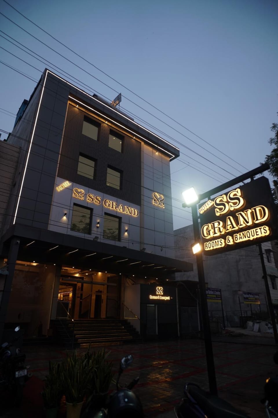 Hotel SS Grand Hotel in Nepal