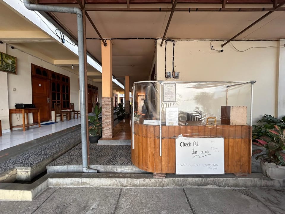 Facade/entrance, Lobby or reception