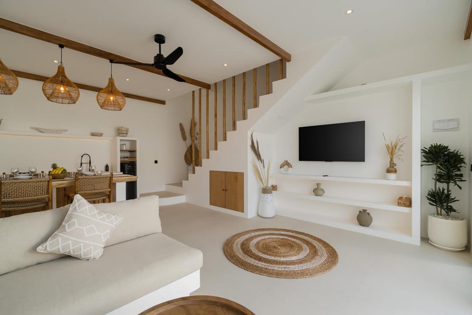 Property building, TV and multimedia, View (from property/room), Living room, Seating area