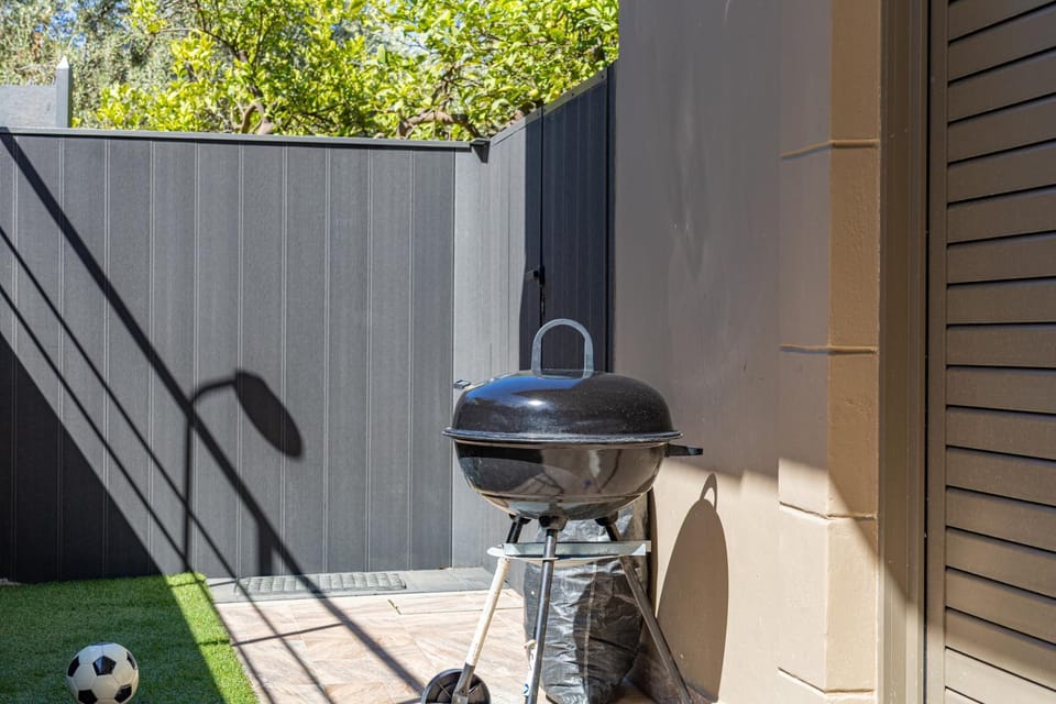 Day, BBQ facilities