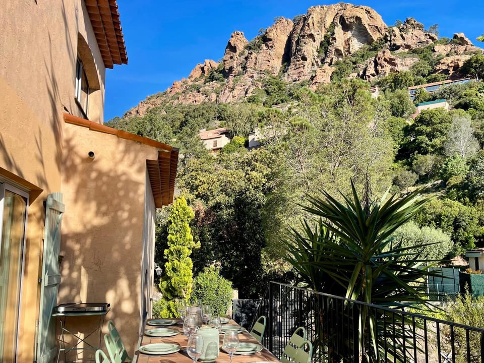 Villa 10 personnes , à 250m des plages Campground/ 
RV Resort in Mandelieu-La Napoule