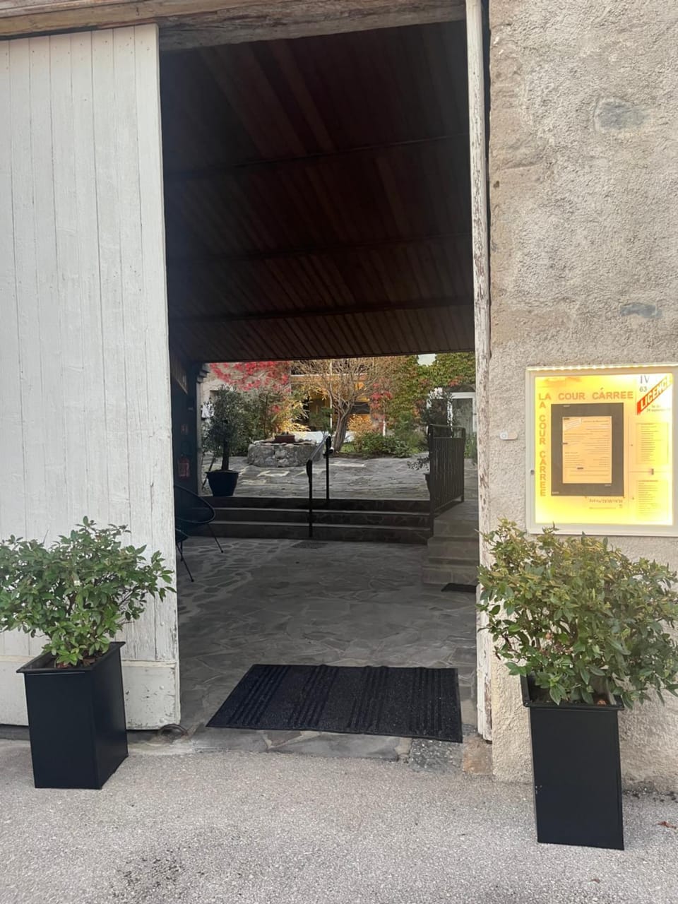 Facade/entrance, Day