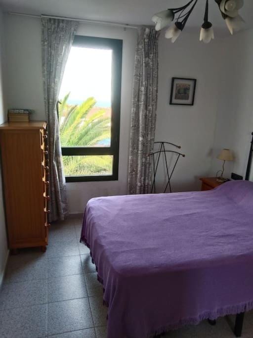 Incantevole appartamento con piscina e stupenda vista mare Apartment in Maxorata