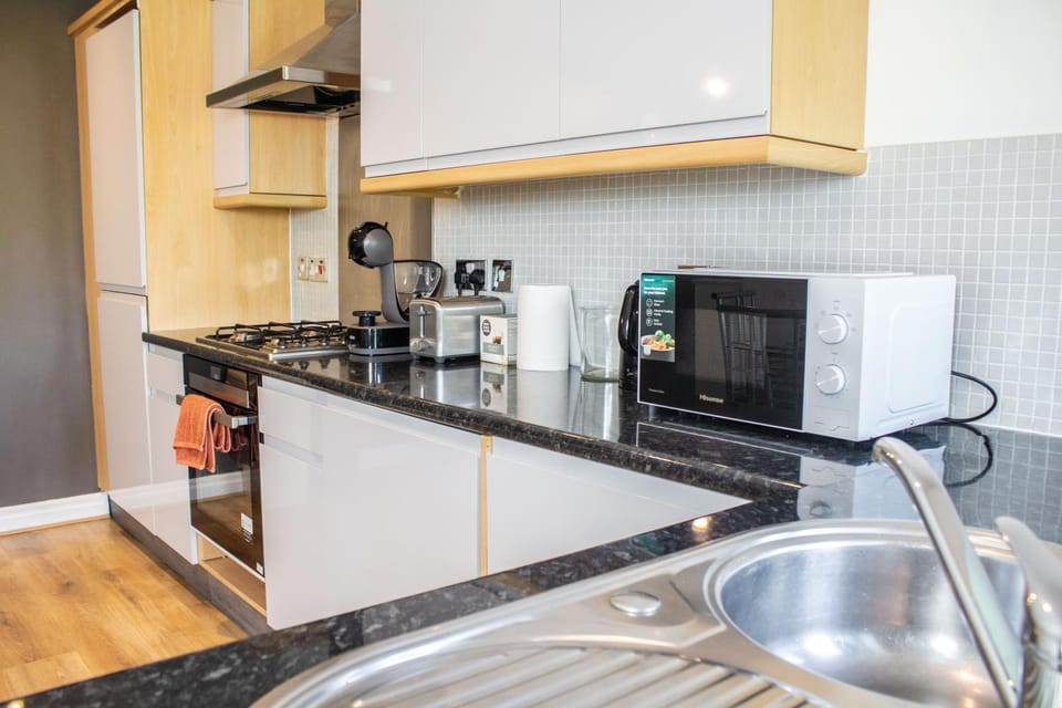 microwave, oven, kitchen