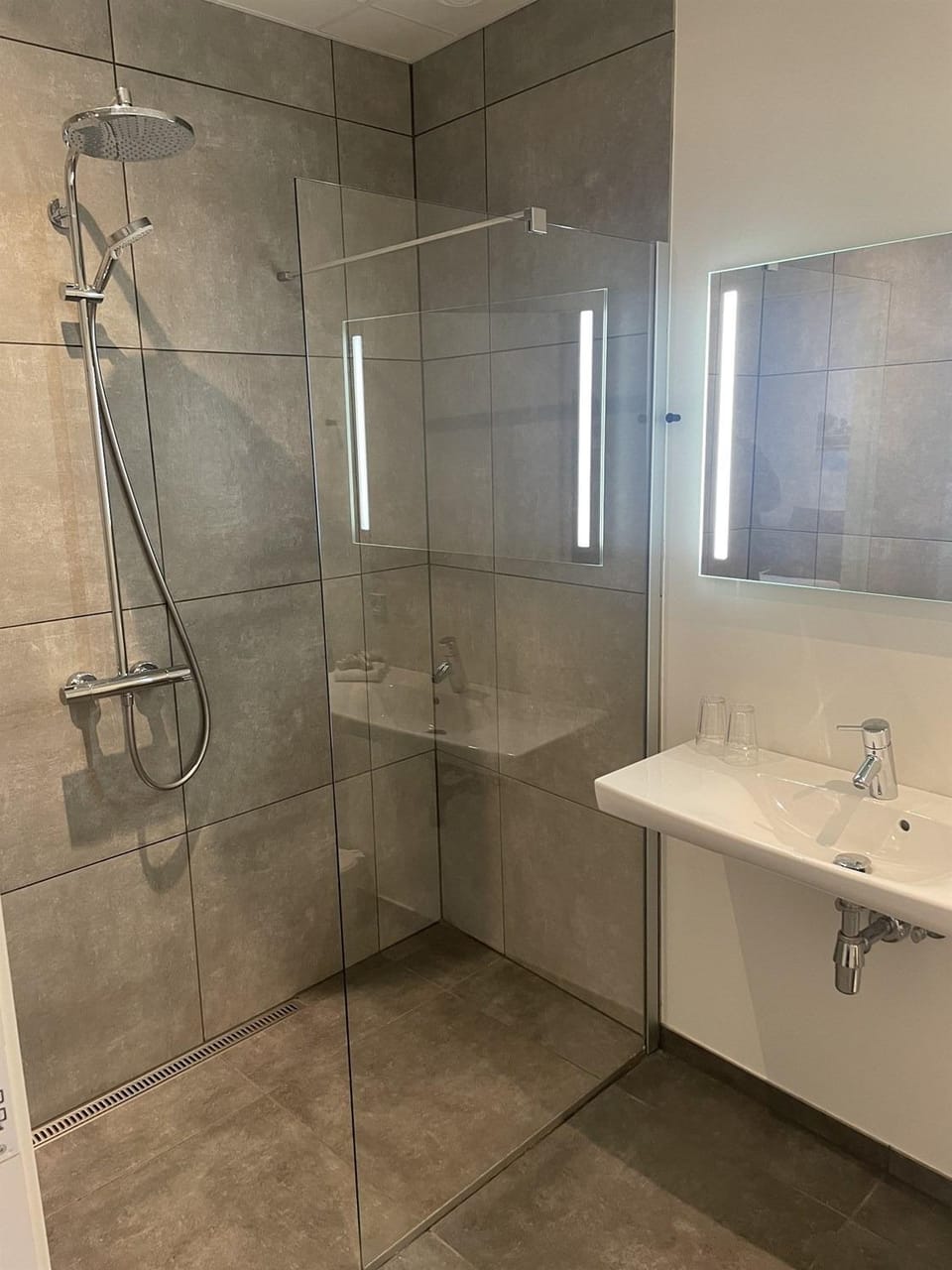 Shower, Bathroom