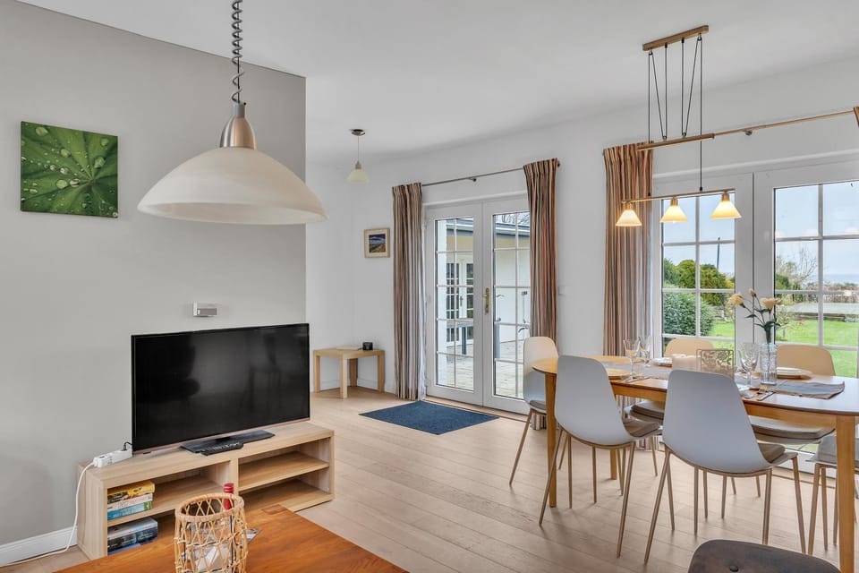 Ferienhaus Steilküste mit Meerblick House in Schleswig-Holstein
