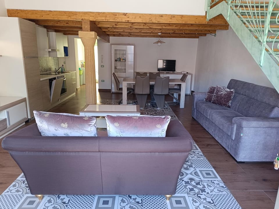 Living room, Seating area, Dining area