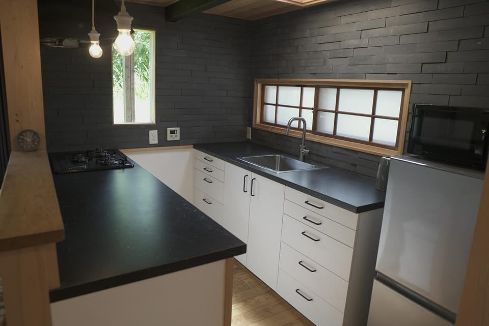 Kitchen or kitchenette