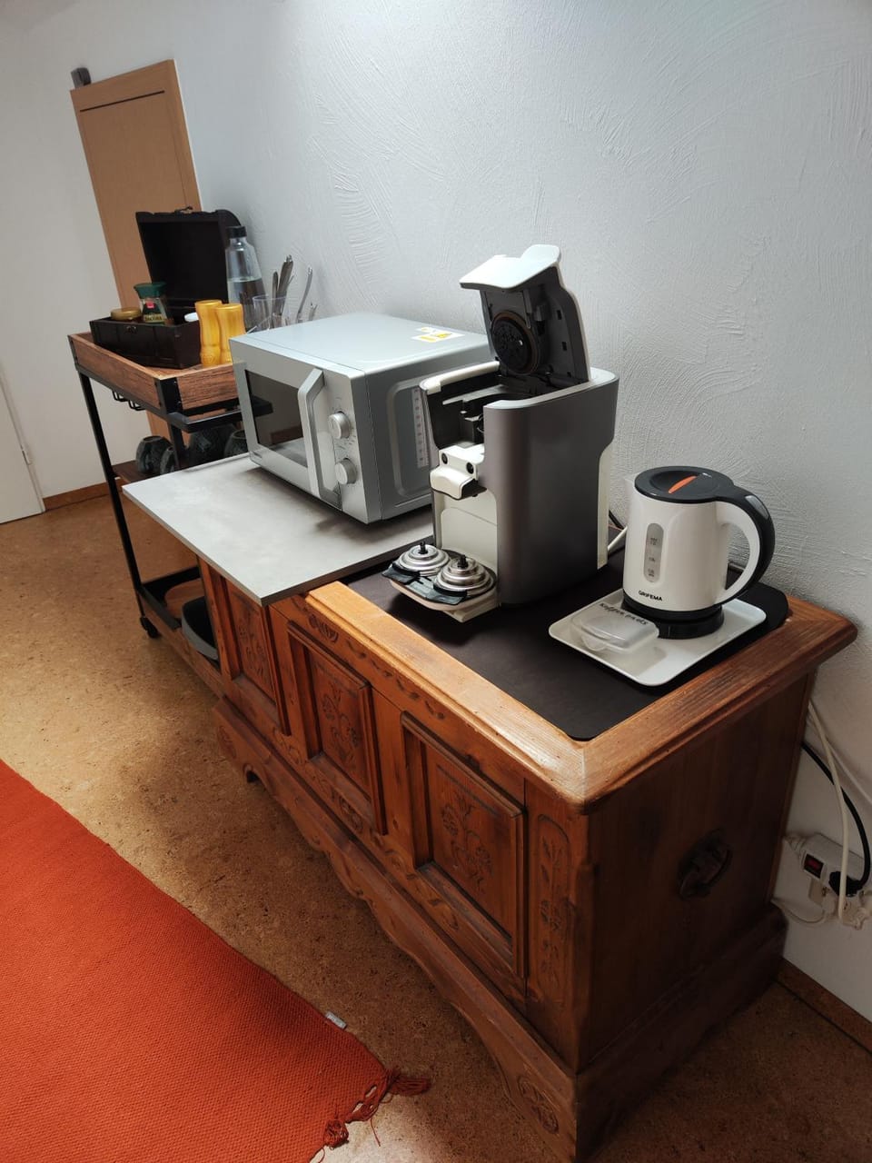 Coffee/tea facilities