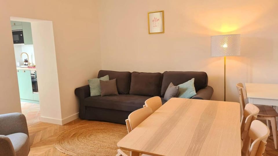 Les chevrons – Centre ville, parquet & charme Apartment in Nantes