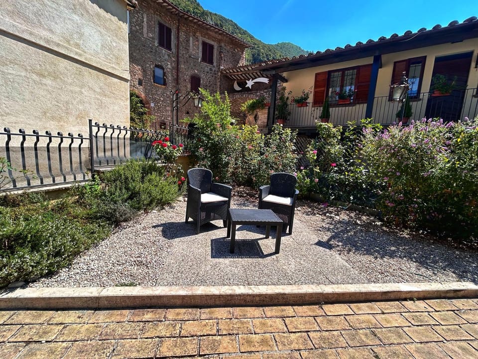 Garden, Garden view